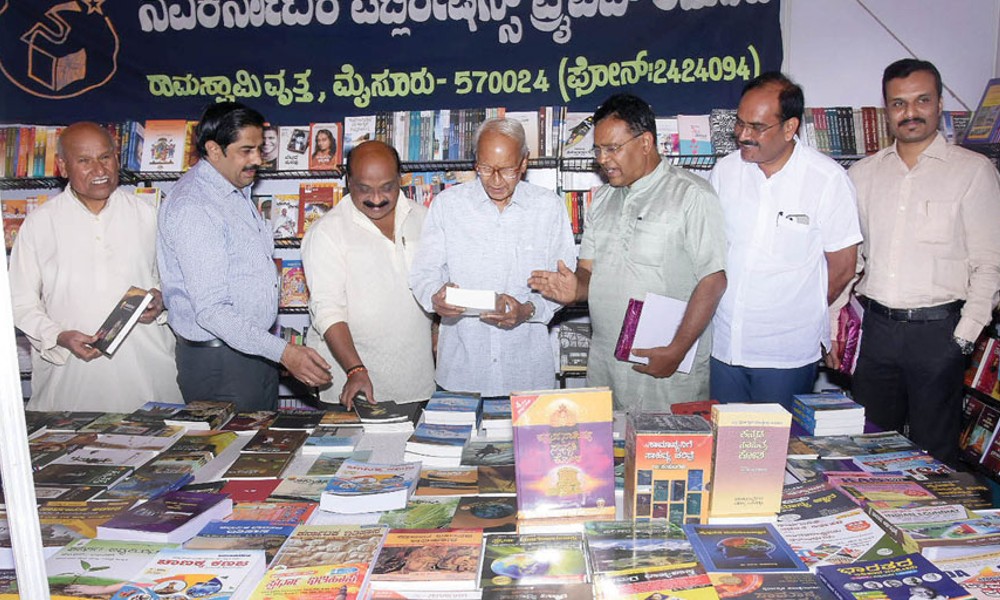 Week-Long Discount Sale Of Kannada Books Begins