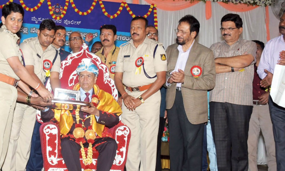 Former City Police Commissioner Kasturirangan Felicitated By His Legion Of Admirers